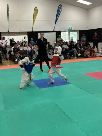 03A9F0CC-EB37-436A-9658-DA3A0F489403_1_105_c