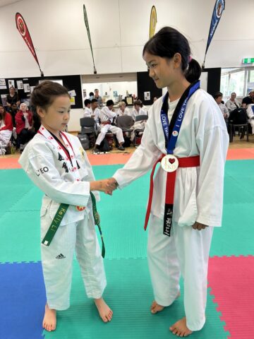 245BD2F2-B62C-4E46-9E8D-4ECDE34DFA9B_1_105_c