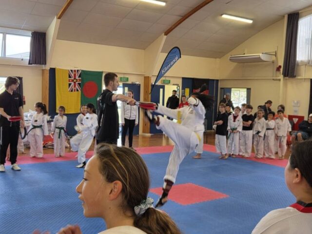 550168635_1353964703405016_6492178418666152743_n