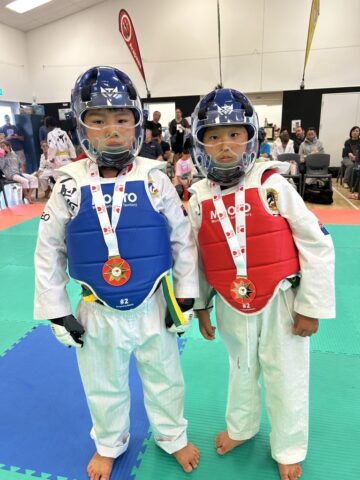 A1372CB8-149D-413A-BD55-D30F9CC739E7_1_105_c