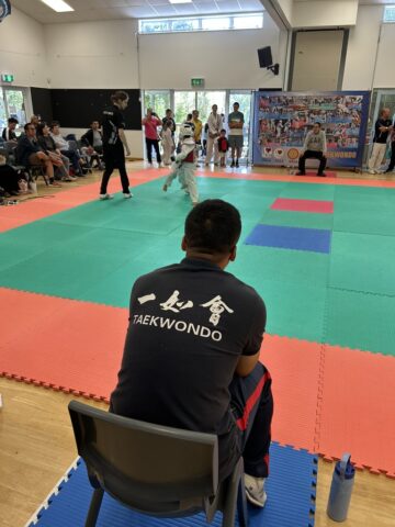 AB2B0DA3-8A5A-440E-B4D7-4F65FB30626C_1_105_c